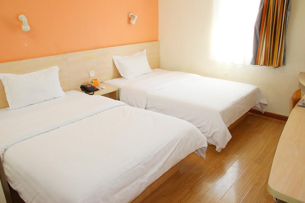 7Days Inn Heyuan Cultrual Palace Renren Le Kültér fotó