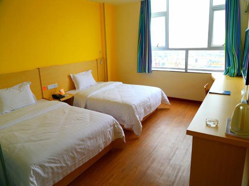 7Days Inn Heyuan Cultrual Palace Renren Le Kültér fotó